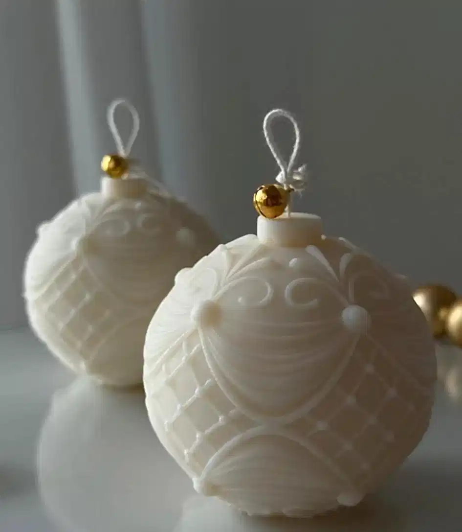 Desenli Yılbaşı Top Mum Kalıbı