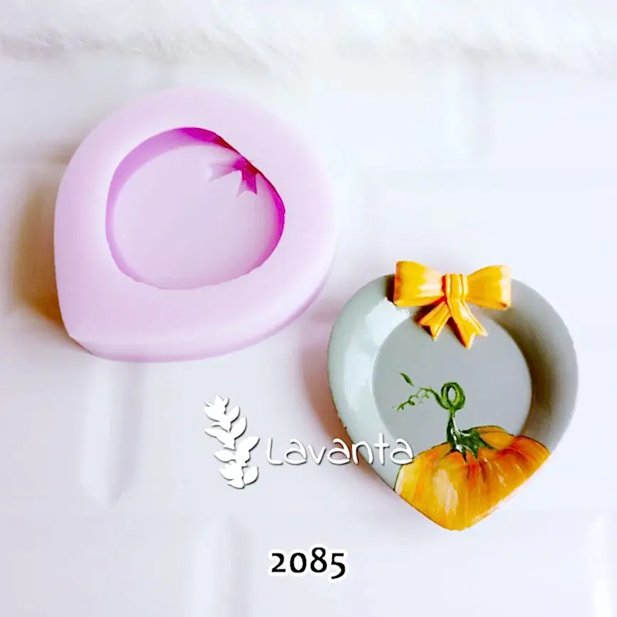 Fiyonklu Kalp Tabak Kalıbı