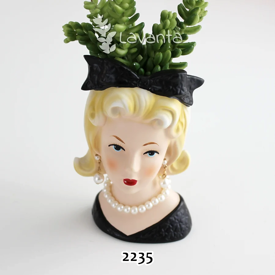 Kurdeleli Kız Saksı Kalıbı