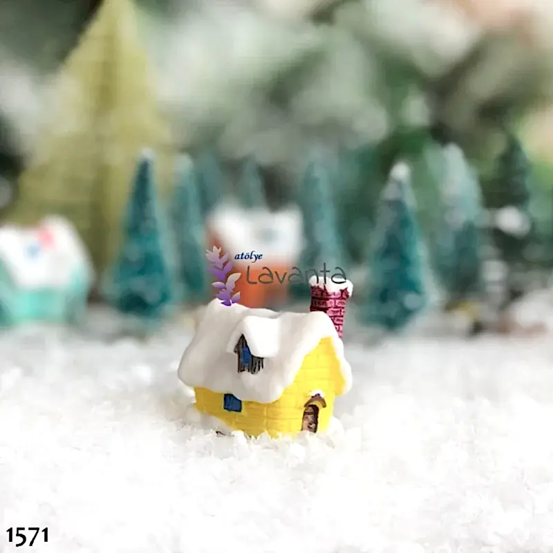 Teraryum Minyatür Karlı Sarı Ev Silikon Kalıbı